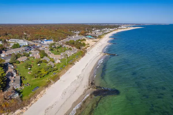 135 S South Shore Drive #17, South Yarmouth, MA 02664