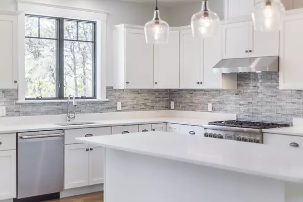 Brewster, MA 02631,92 Whiffletree Avenue