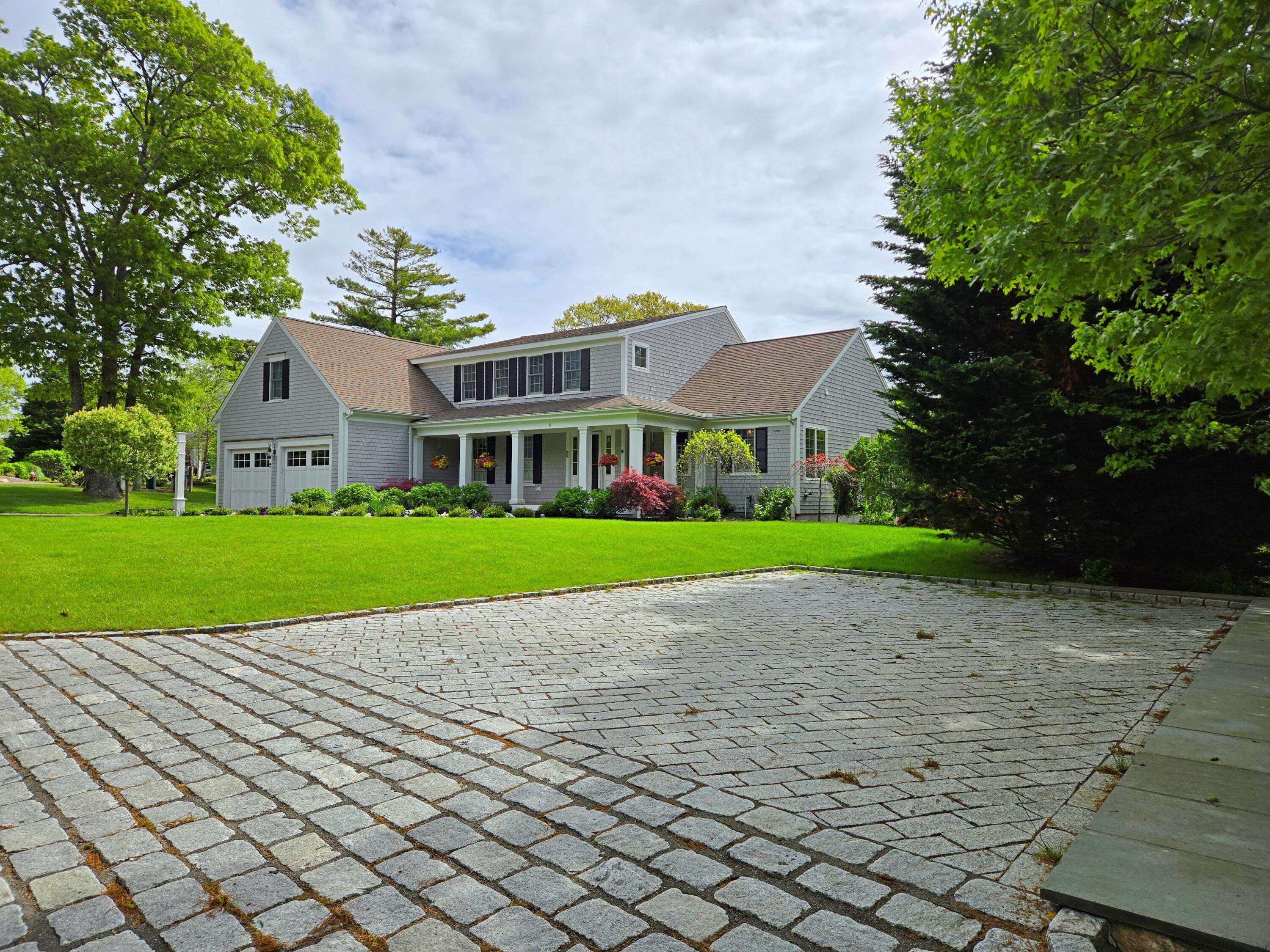 Orleans, MA 02653,8 Lindsay Lane