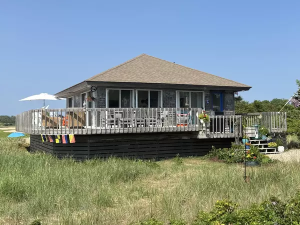 Eastham, MA 02642,20 Beach Road