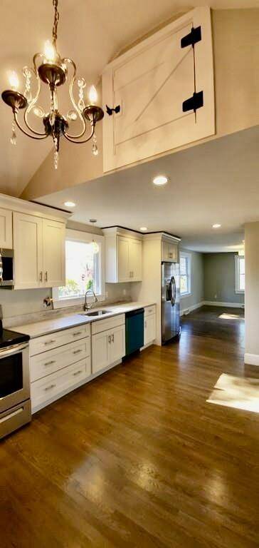 Hyannis, MA 02601,60 Grove Street
