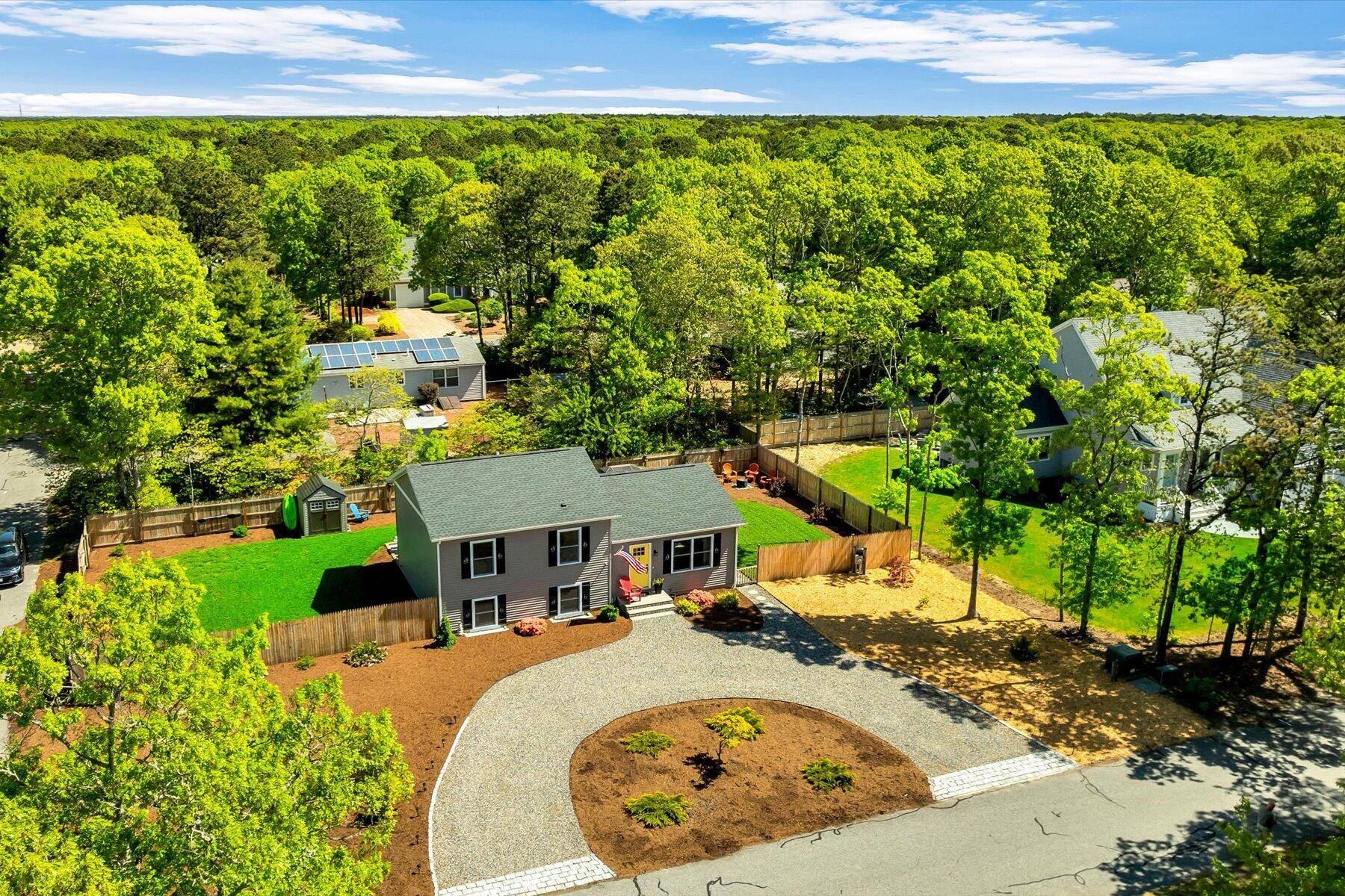 39 Nehoiden Road, Mashpee, MA 02649