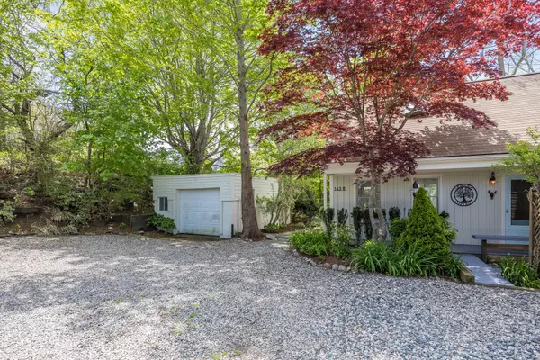 Provincetown, MA 02657,143R Bradford Street Extension #Unit 2