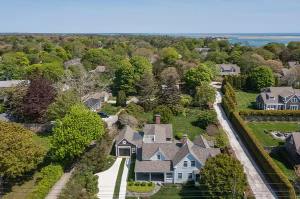 Chatham, MA 02633,92 Barcliff Avenue