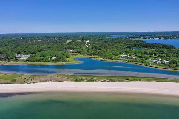 Osterville, MA 02655,30 Indian Trail