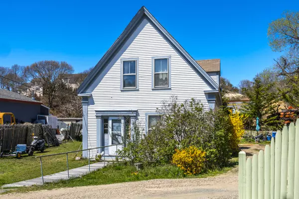 Provincetown, MA 02657,37 D Court Street