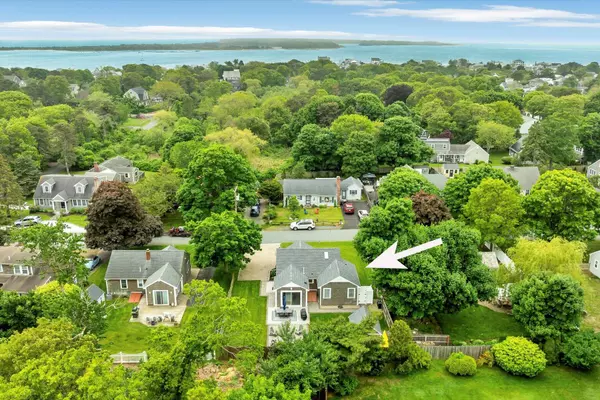 West Yarmouth, MA 02673,18 Rainbow Road