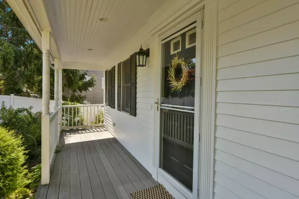 Cotuit, MA 02635,1311 Main Street