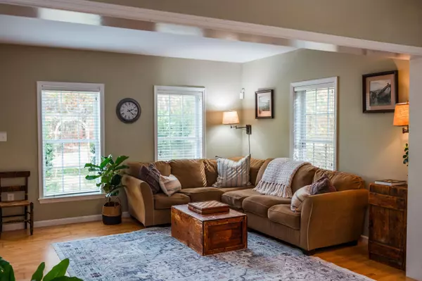 Tisbury, MA 02568,208 Irene's Way