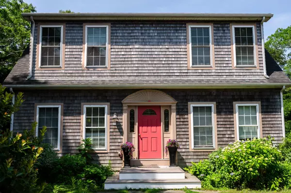 208 Irene's Way, Tisbury, MA 02568