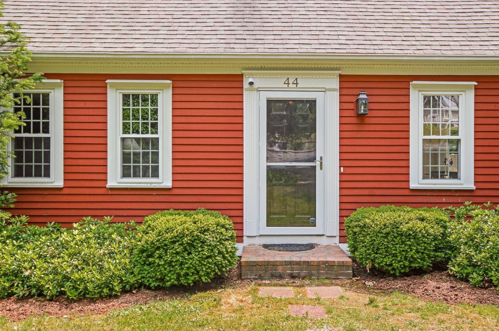 Mashpee, MA 02649,44 Buccaneer Way