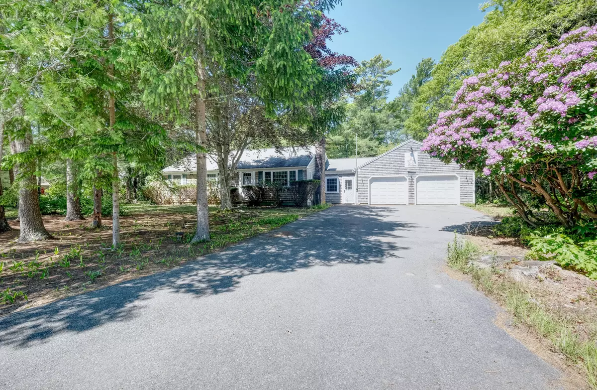 Centerville, MA 02632,175 Knotty Pine Lane