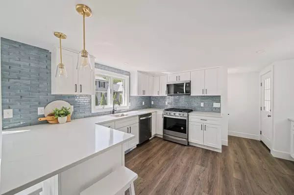 South Dennis, MA 02660,15 Constance Ann Way