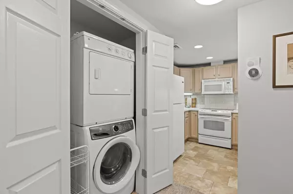 Orleans, MA 02653,18 West Road #315
