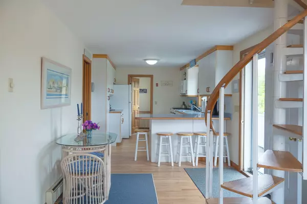 East Sandwich, MA 02537,99 Shore Boulevard #A