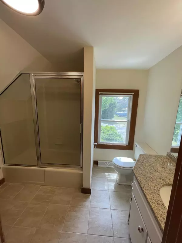 West Dennis, MA 02670,16 Allain Way