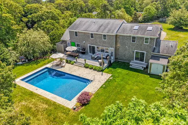 Chatham, MA 02633,2016 Main Street