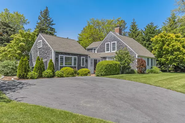 Orleans, MA 02653,142 Monument Road