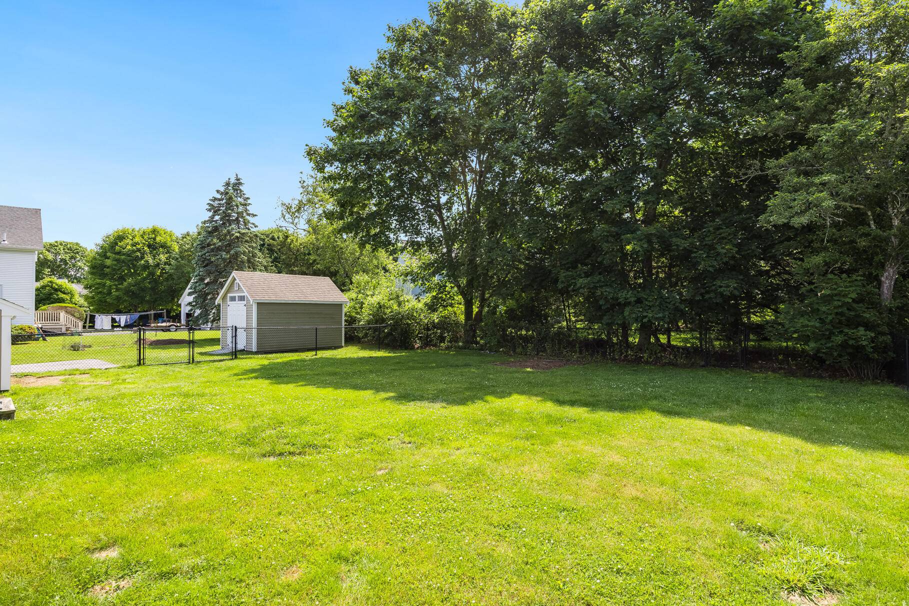 East Falmouth, MA 02536,227 Davisville Road
