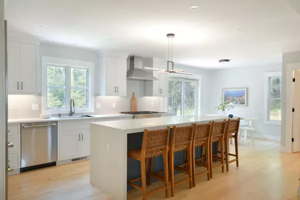 Centerville, MA 02632,73 Tern Lane