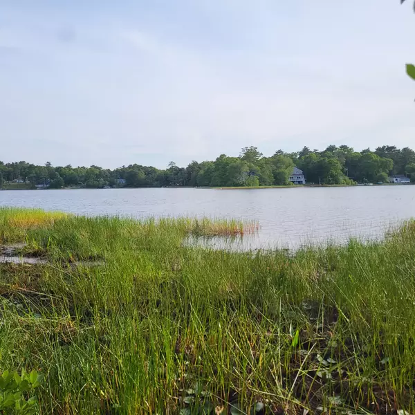 East Wareham, MA 02538,155 Glen Charlie Road