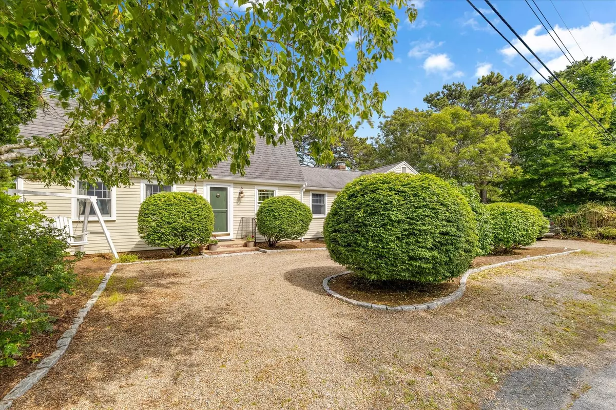 Harwich, MA 02645,194 John Joseph Road