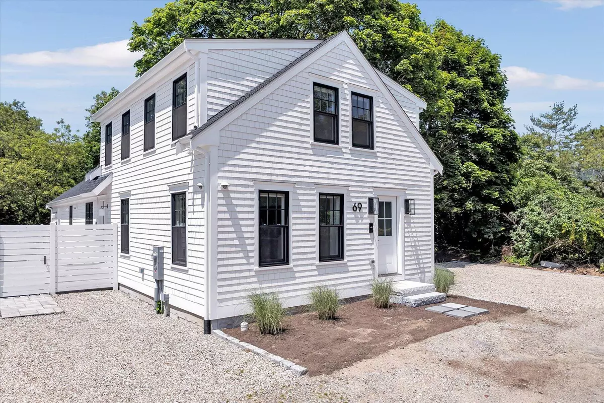 Provincetown, MA 02657,69 Pleasant Street