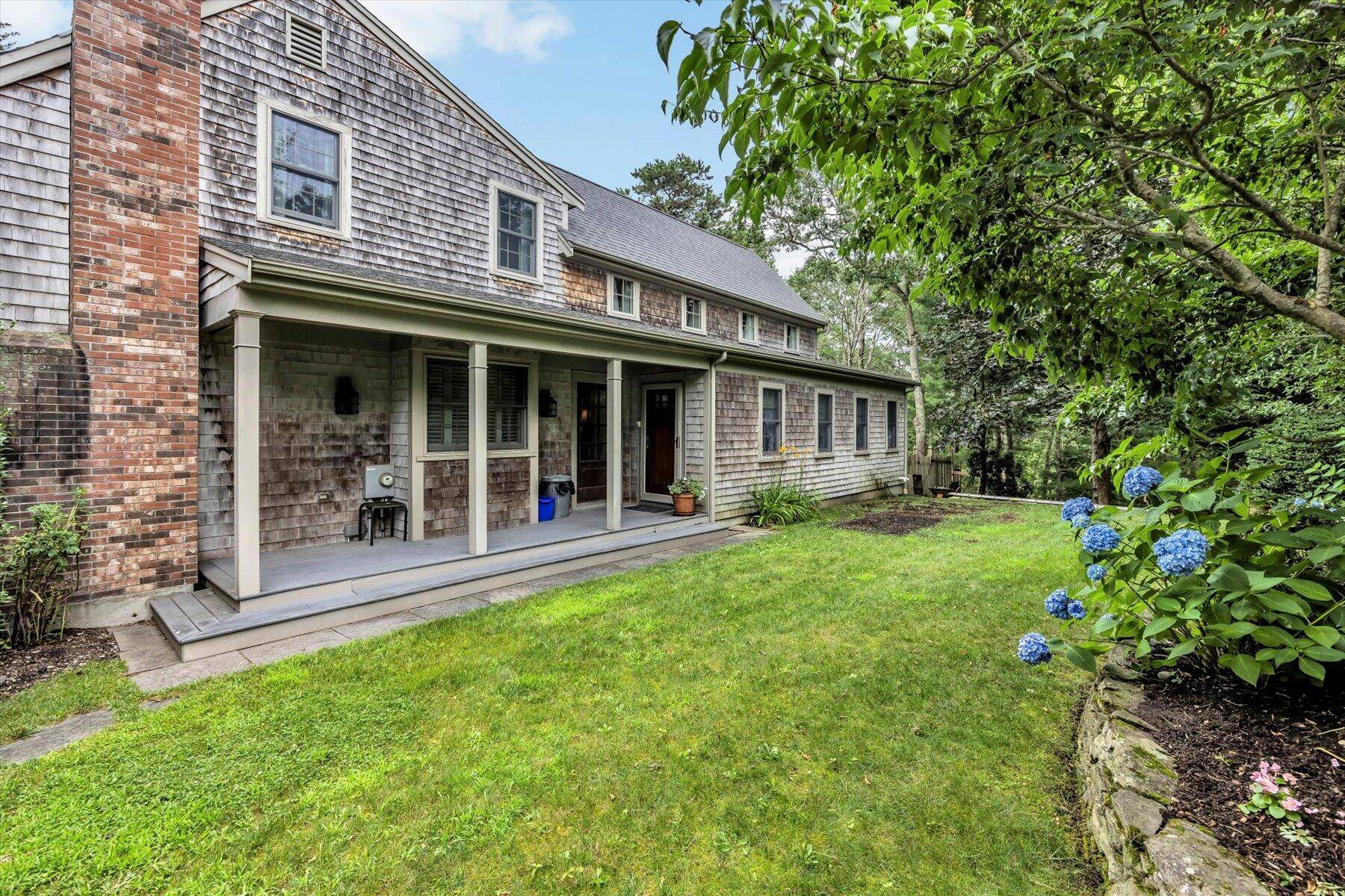 Mashpee, MA 02649,37 Tobisset Street