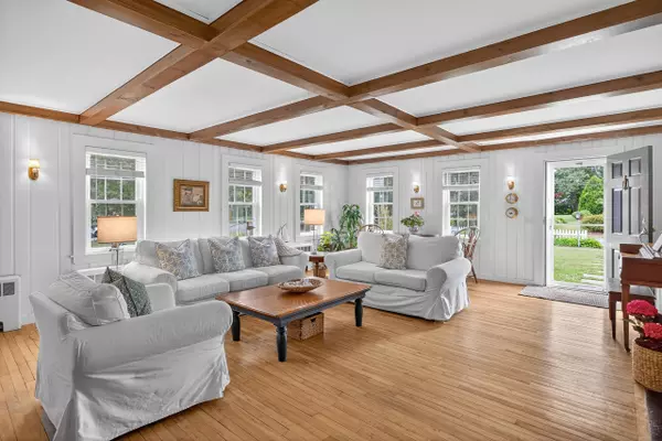 West Harwich, MA 02671,77 Pleasant Road