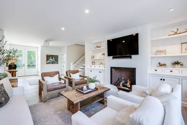 East Falmouth, MA 02536,77 Highwood Lane