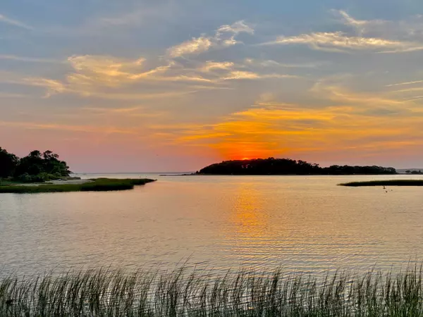 34 Kenwood Road, Pocasset, MA 02559