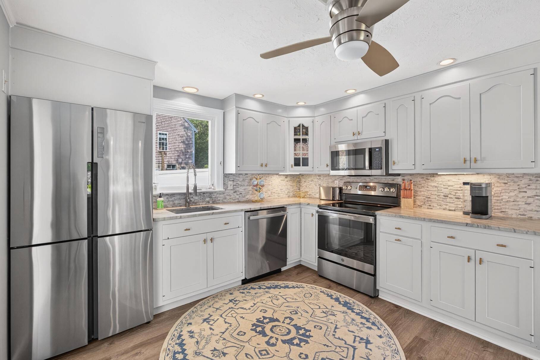 Forestdale, MA 02644,24 Tabor Road
