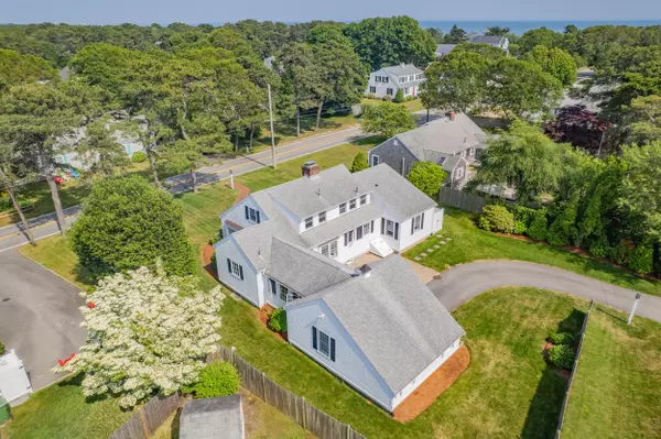 West Harwich, MA 02671,32 Grey Neck Road