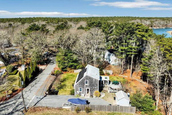 51 Buccaneer Way, Mashpee, MA 02649