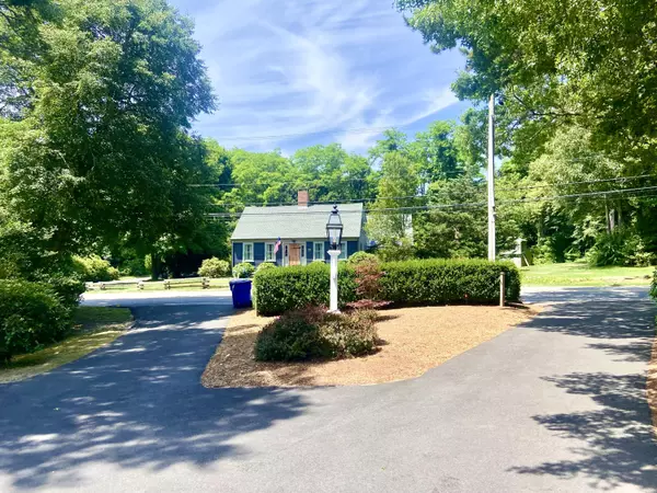 Pocasset, MA 02559,501 County Road