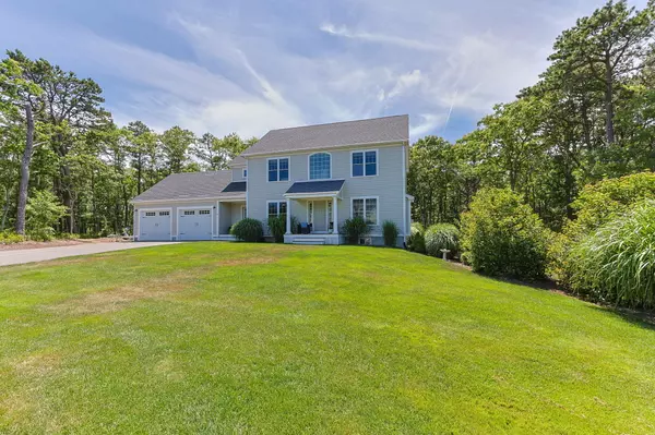 15 Littlefield Pond Road, Harwich, MA 02645