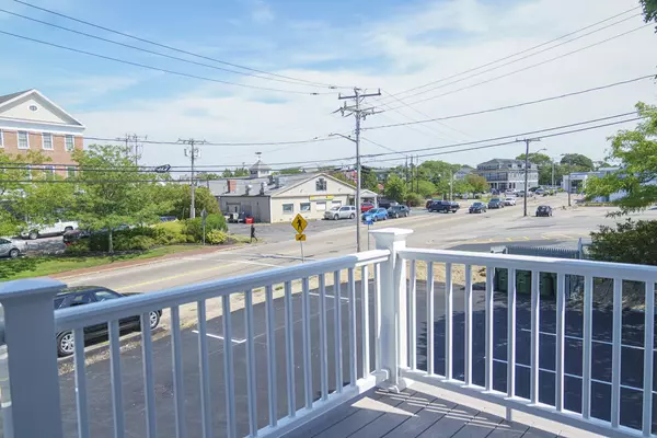 Hyannis, MA 02601,49 Center Street