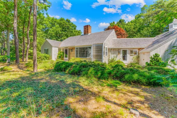 Orleans, MA 02653,42 Towhee Lane