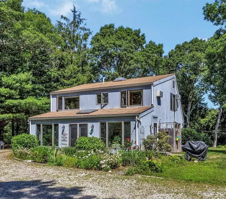 East Falmouth, MA 02536,621 Locustfield Road