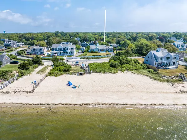 West Yarmouth, MA 02673,33 Hedge Row