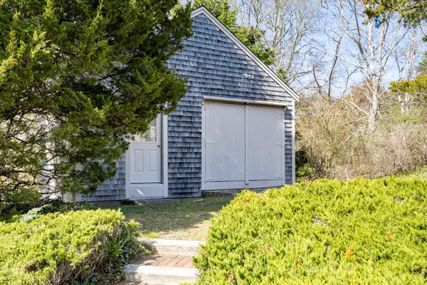 Orleans, MA 02653,60 Gibson Road