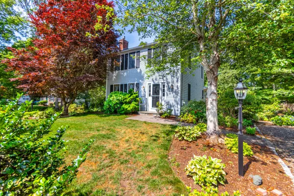 111 Captain Lijah's Road, Centerville, MA 02632