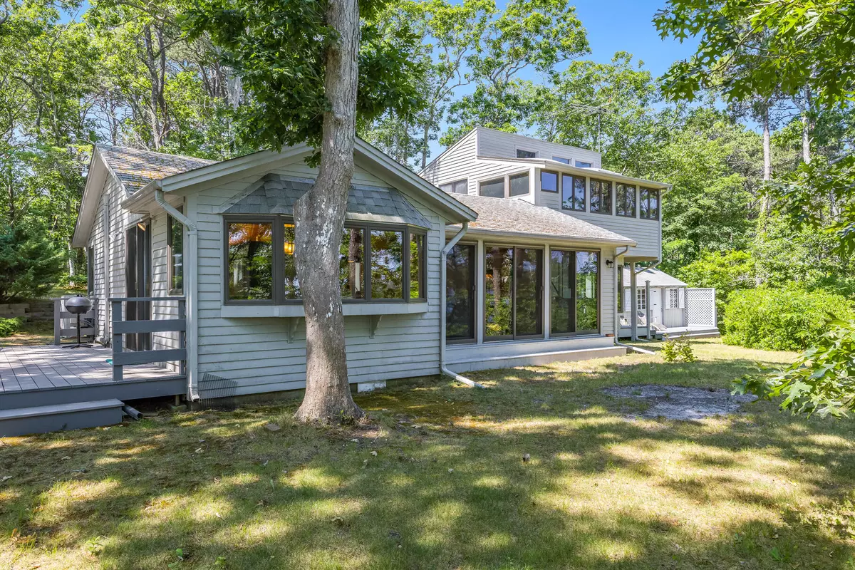 Wellfleet, MA 02667,17 Gull Haven Lane