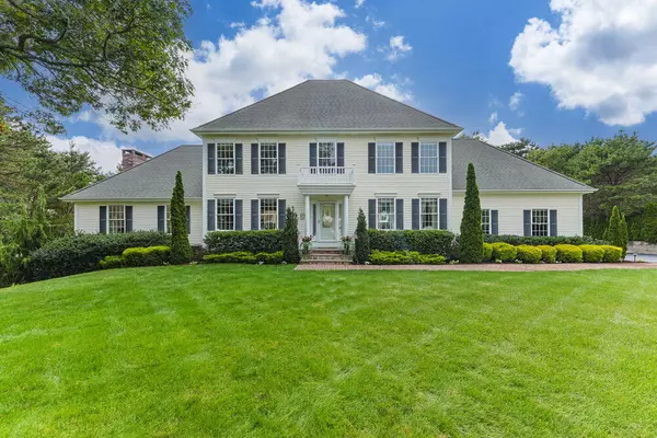 Bourne, MA 02532,29 Weatherdeck Drive