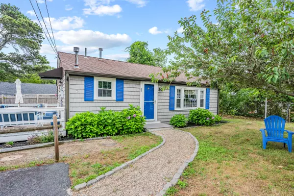 Dennis Port, MA 02639,22 Wixon Road