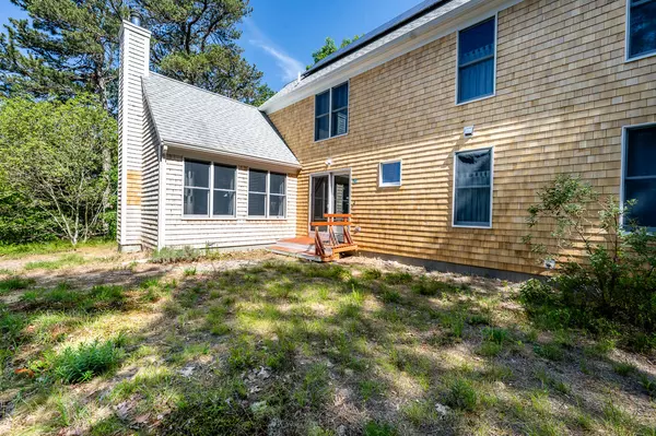 Wellfleet, MA 02667,20 Thomas Coles Lane