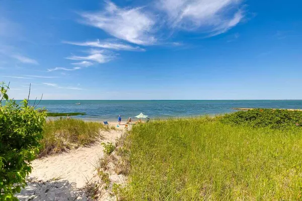 Brewster, MA 02631,63 Swift Lane