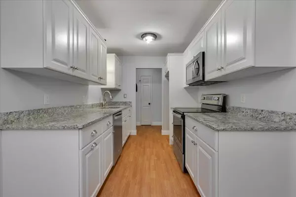Dennis, MA 02638,432 Old Chatham Road #309