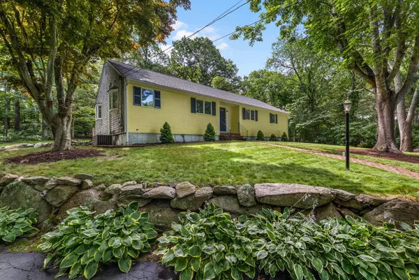 126 Ambleside Drive, West Falmouth, MA 02540