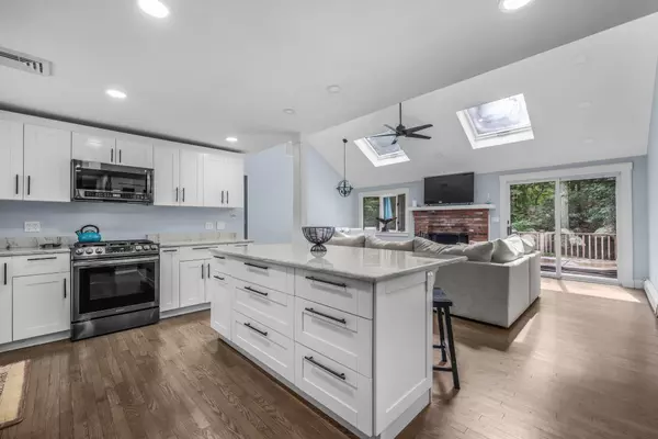 West Falmouth, MA 02540,126 Ambleside Drive